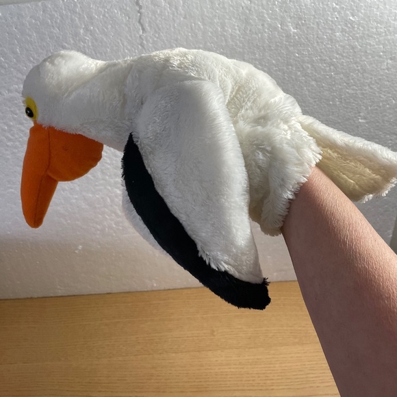 Caltoy Pelican Hand Puppet Plush Bird White Pretend Play Classroom Toy 15” - Picture 5 of 10